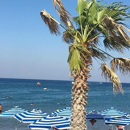 Rhodian Treasure Spiridione דירה *